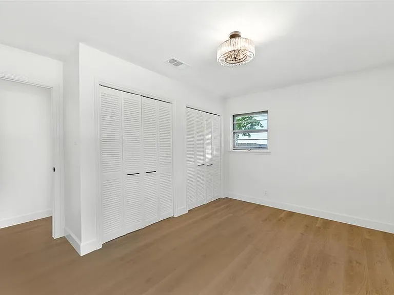 8520 Bradford Dr — Photo 7