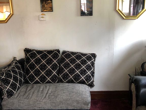 3rd image of 389 Cambridge Ave