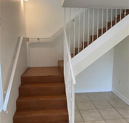 5th image of 1319 NW 2nd St