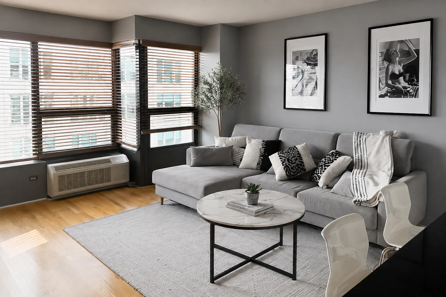 1 bed, 717 sqft, $2,500 — Photo 2