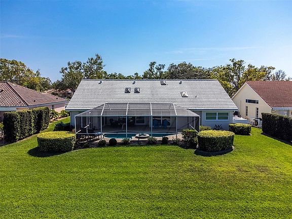 5th image of 511 Park Estates Sq