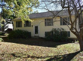 3 Anna Cir, Derry, NH 03038