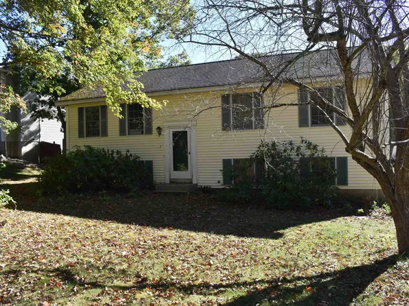 3 ANNA Circle, Derry, NH 03038