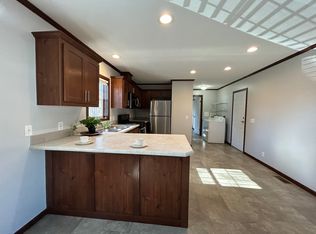 7055 Quarry Rd #17, Amherst, OH 44001