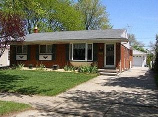 310 N Webik Ave, Clawson, MI 48017