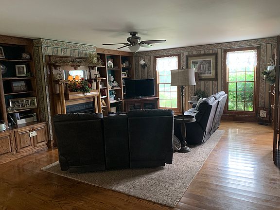 Gas Fireplace 