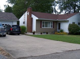 140 E Lawn Ave, Saint Paris, OH 43072