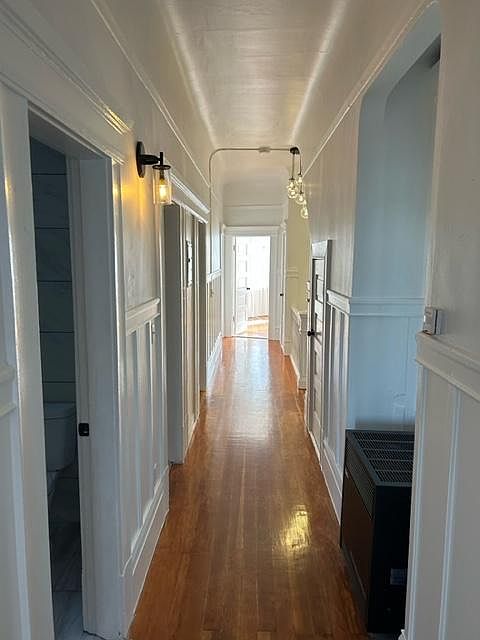 1st image of 942 Broadway St #942