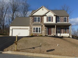 23 Falcon Cir, Lebanon, PA 17042
