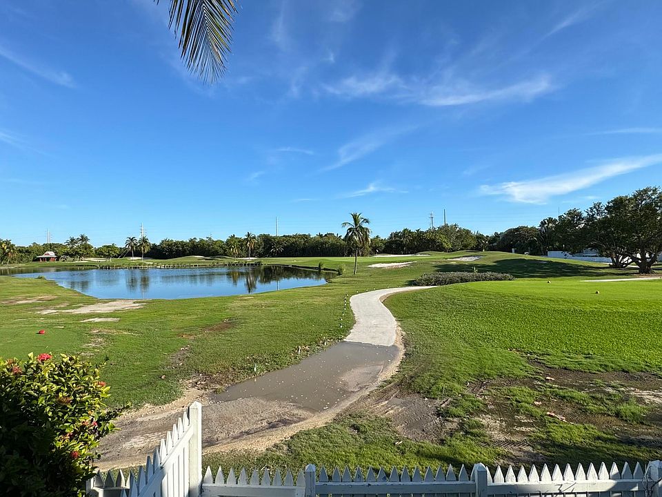 1st image of 19 Golf Club Dr #B