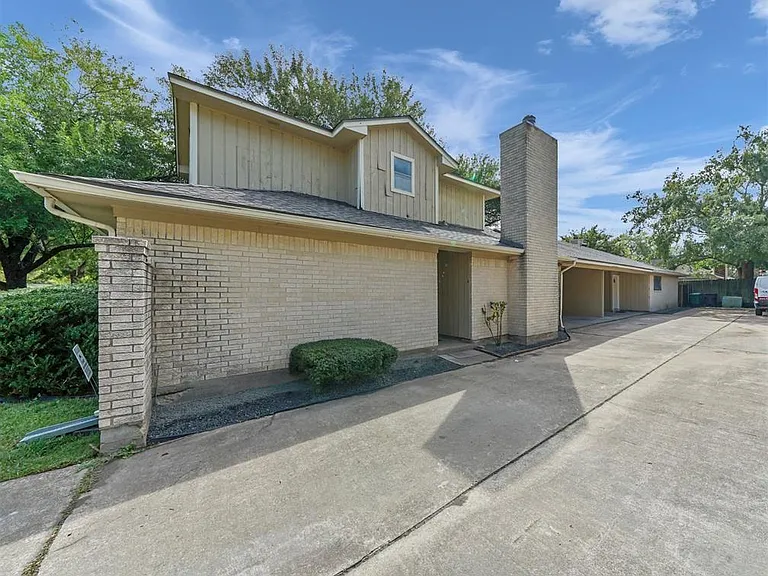 10827 Sugar Hill Dr #A — Photo 1