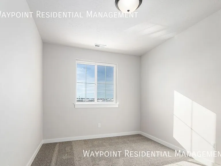 2094 S Defio Pl — Photo 31