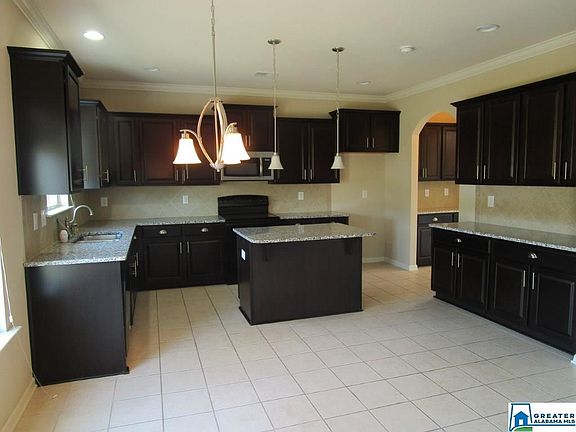 2nd image of 965 Brookhaven Dr