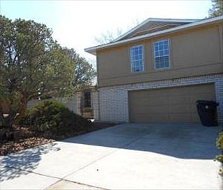 1st image of 6708 Hildegarde Dr NE