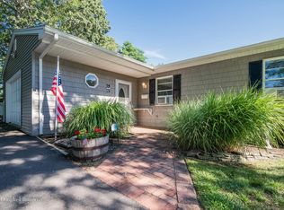 93 Bieselin Rd, Bellport, NY 11713