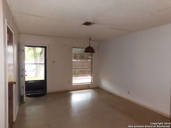 2nd image of 9218 Nagel St