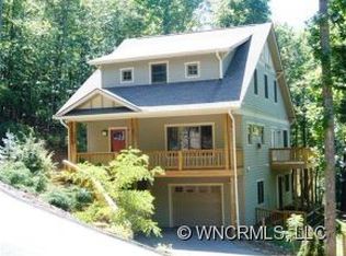 1222 Kanawa Ln, Arden, NC 28704