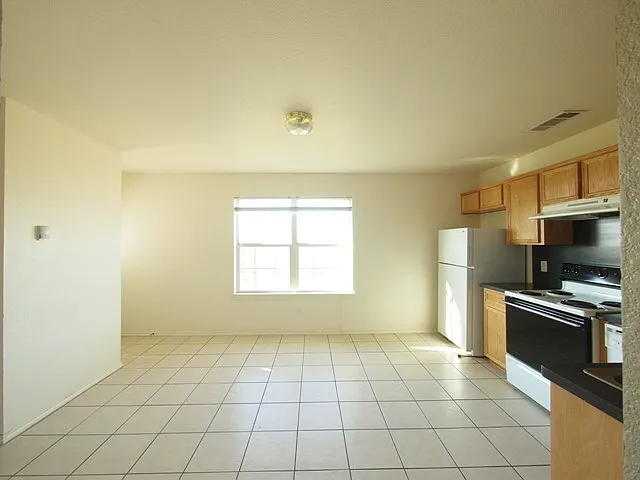 4004 Eula Bea Ct — Photo 5