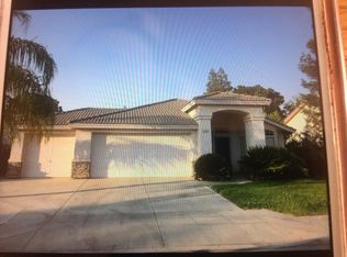 5580 W Oak Ave, Fresno, CA 93722