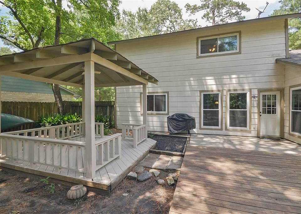 1st image of 2906 Valley Rose Dr