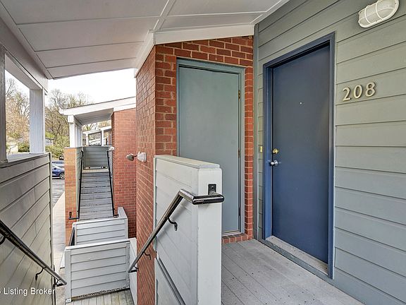 3rd image of 2745 Grinstead Dr APT 208