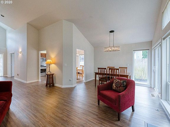 3rd image of 11855 SW Tallwood Dr