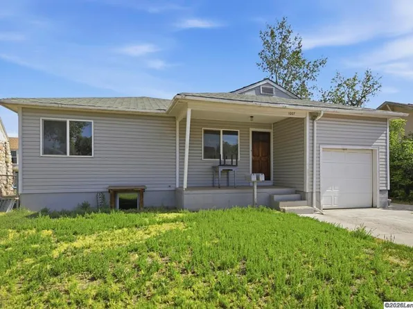 1007 E Harney St, Laramie, WY 82072