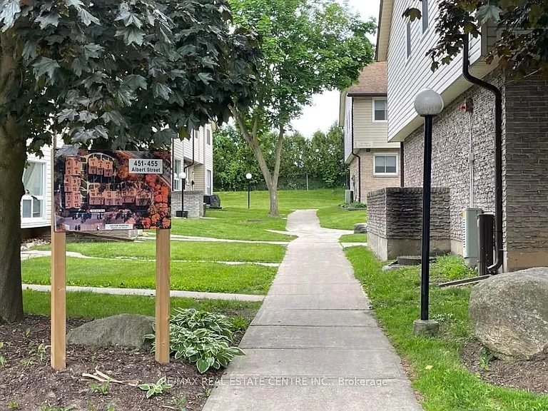 453 Albert St #16 — Photo 9