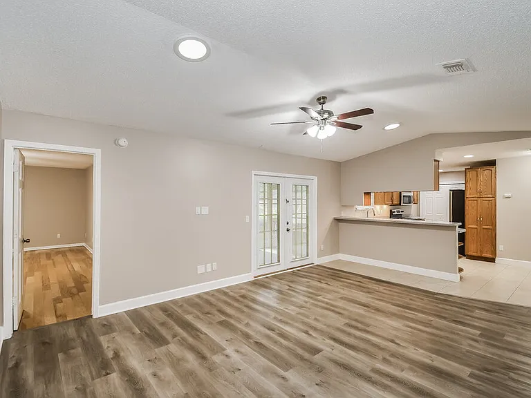 5317 Lamar Shaw Ct — Photo 3