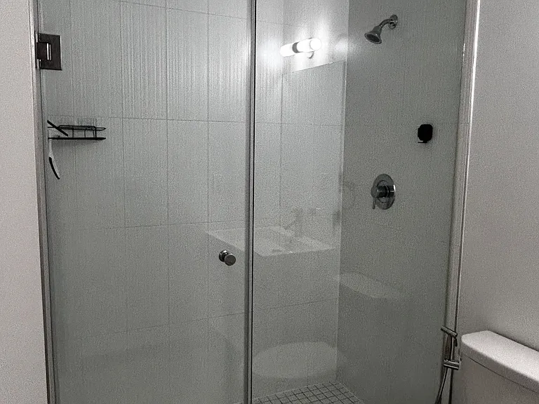 297 College St #607 — Photo 29