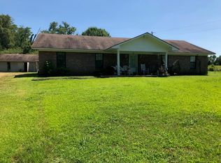 1998 Baker Rd, Batesville, MS 38606