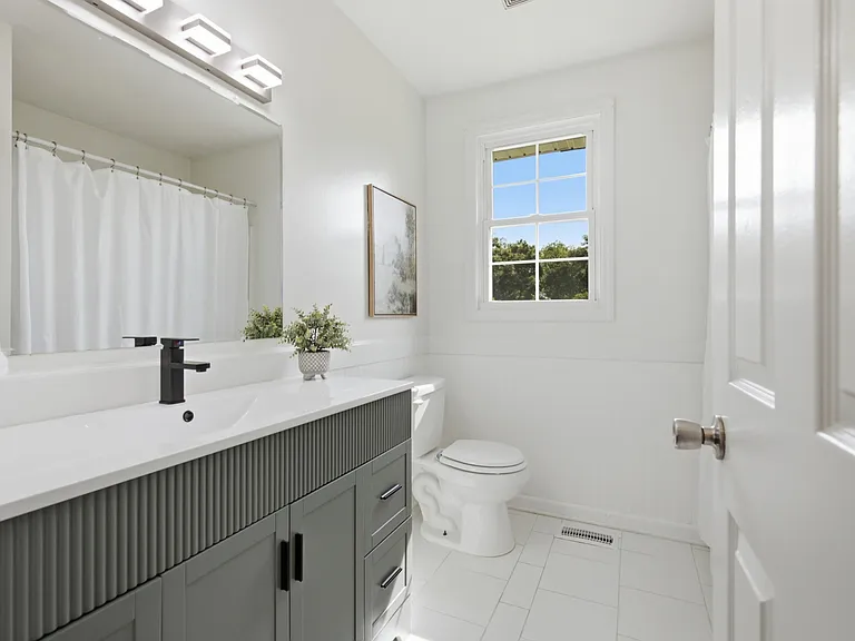305 Becklea Dr — Photo 10