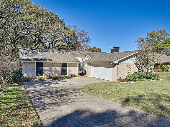 2nd image of 2206 Valleydale Dr