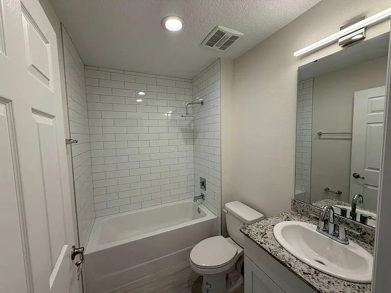 2124 Penny Ln — Photo 38