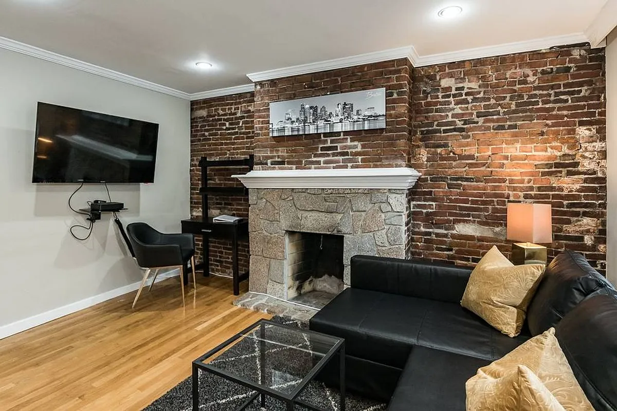 Building Photo - 41 Grove St #8A