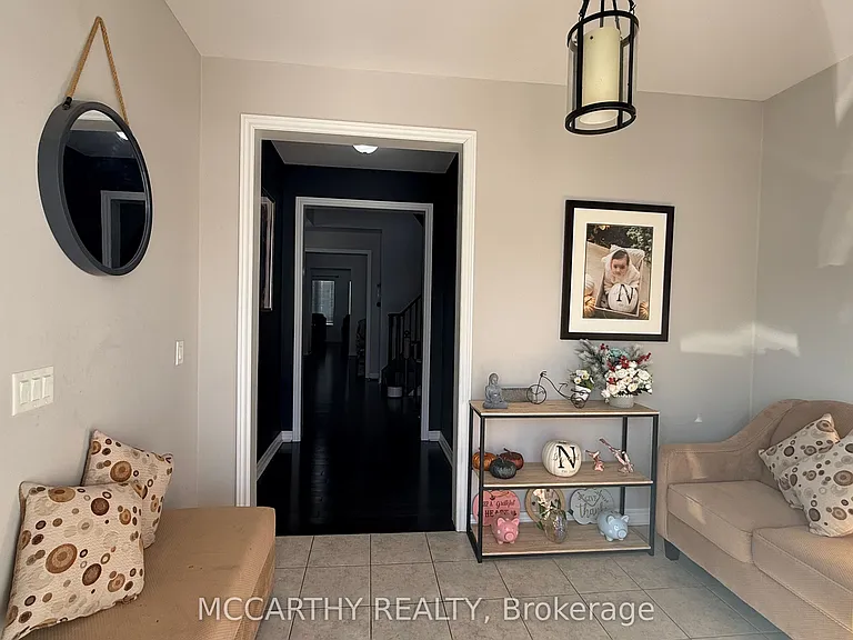 124 Johnson Dr — Photo 3