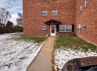 6996 Colonial Woods Dr #60, Saint Louis, MO 63129
