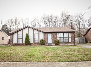 9808 Turnpike View Dr, Louisville, KY 40229