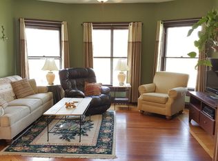310 W Taylor St, Grant Park, IL 60940
