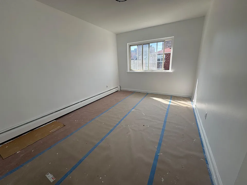 21-20 Broadway #2
