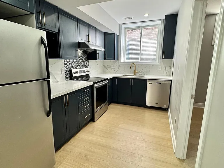 163 Freure Dr #BASEMENT — Photo 1