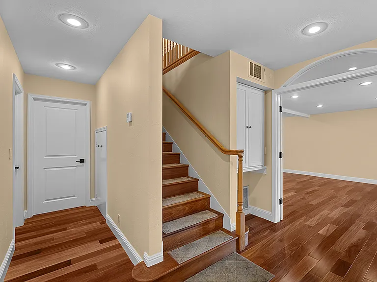 12 White Oak Dr — Photo 27