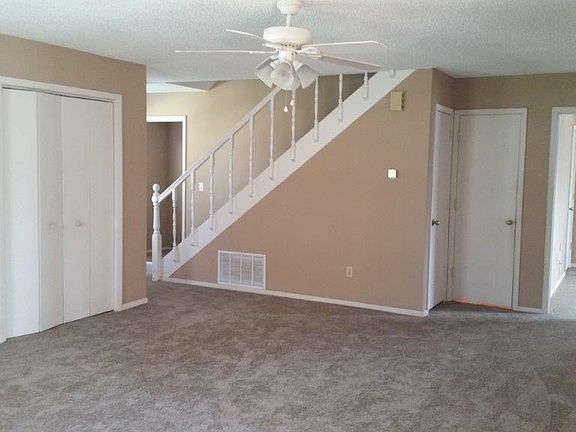 5th image of 2916 Blueberry Ln