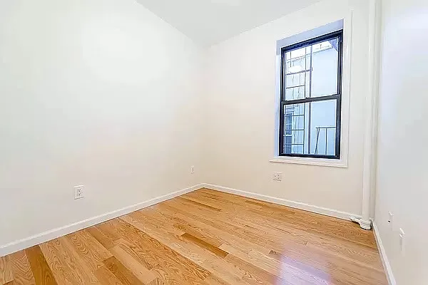 Rented by Modern Spaces | media 3