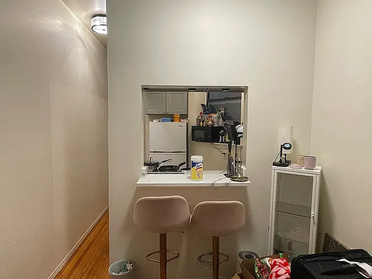 415 E 90th St #1B — Photo 3