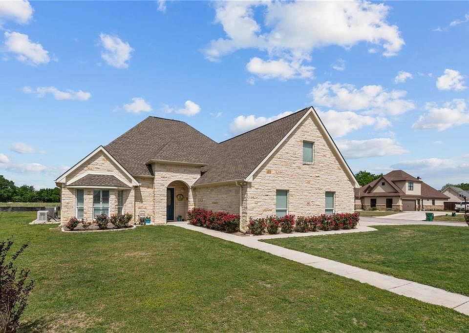 1st image of 100 Kailynne Ct