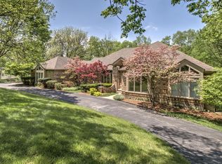 215 Sugar Creek Ridge Dr, Saint Louis, MO