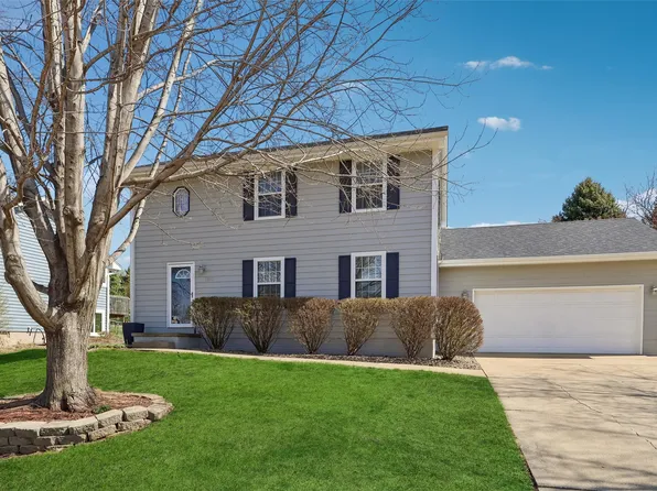 1815 NW 90th St, Clive, IA 50325