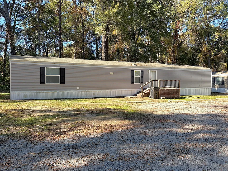 227 Laurel Ln #C