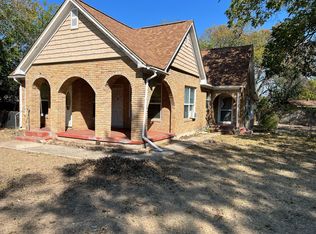 2720 Old Robinson Rd, Waco, TX 76706